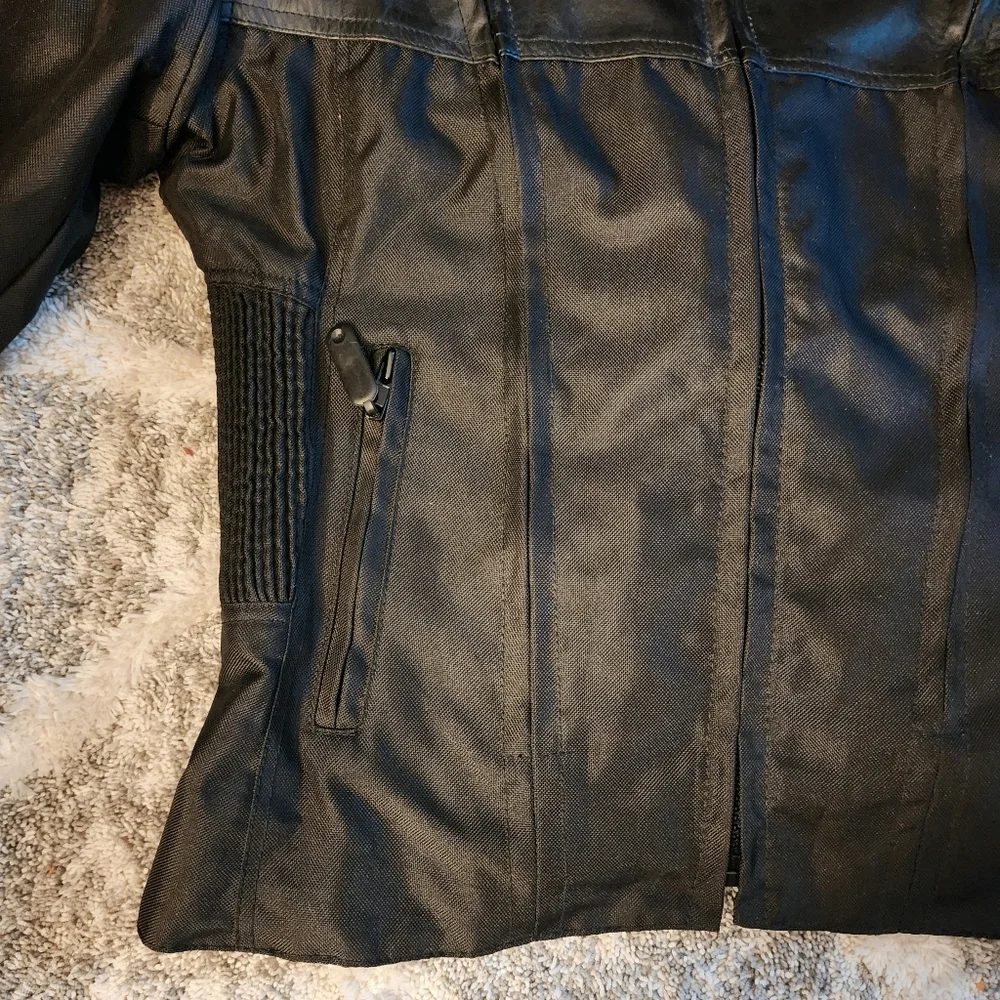 Nexgen Motorcycle Biker Jacket Black Leather & Nylon Men's Large L Fitted EUC